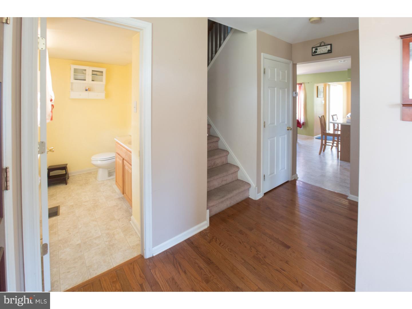 603 Tryens Road Aston, PA 19014 - Photo 24 of 25 Foyer