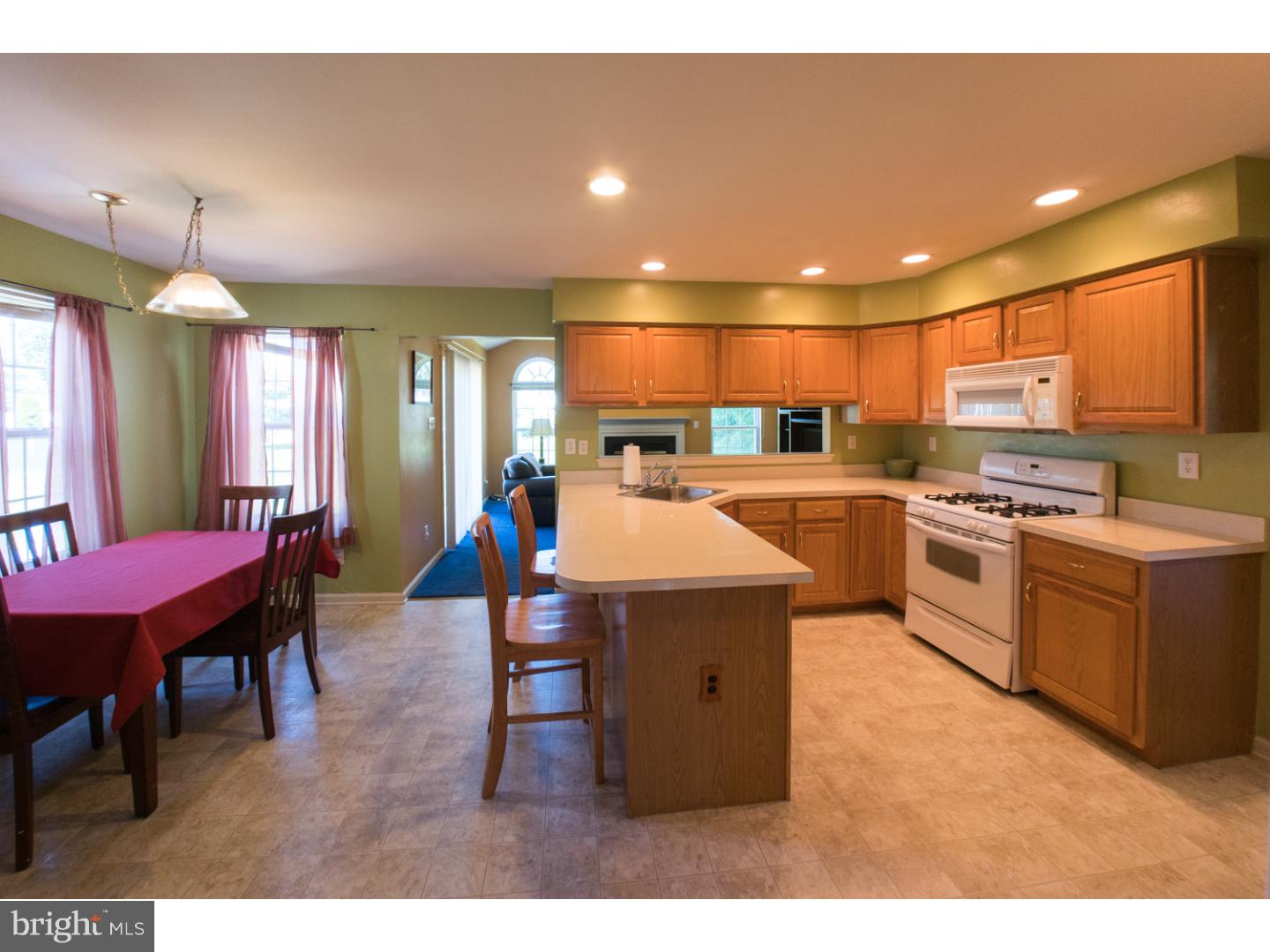 603 Tryens Road Aston, PA 19014 - Photo 7 of 25 Kitchen