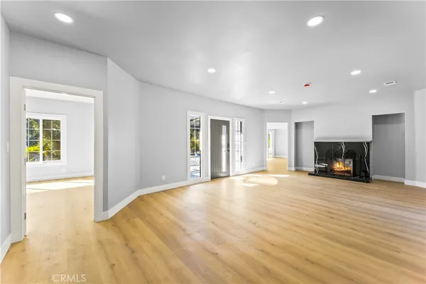 $8,500 | 379 Buena Loma Street, Altadena, CA 91001