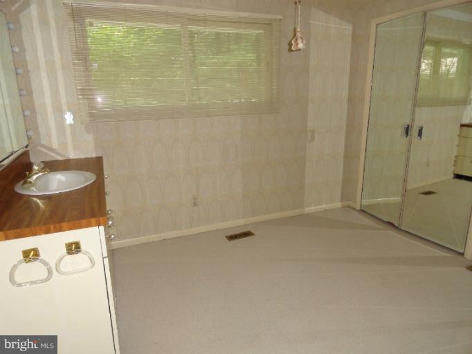 3515 Gardenview Road Pikesville, MD 21208 - Photo 2 of 25 Dressing Room