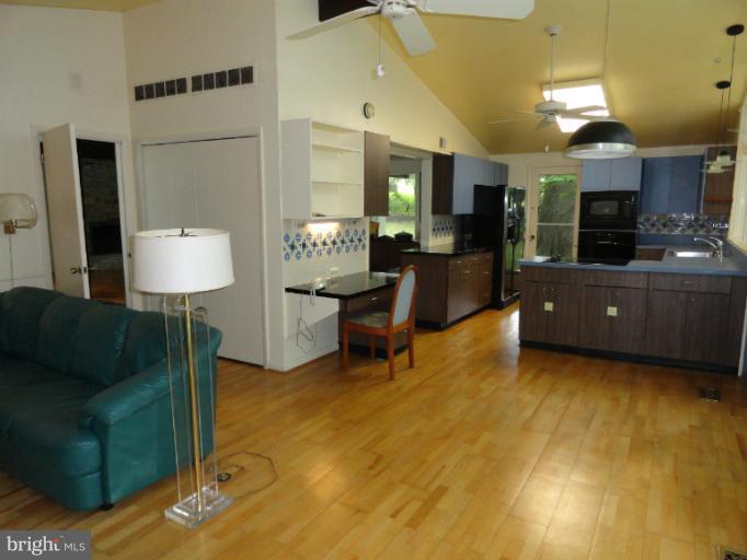 3515 Gardenview Road Pikesville, MD 21208 - Photo 19 of 25 Kitchen #2
