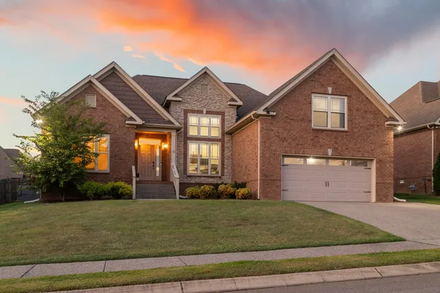 $549,900 | 5007 Speight Street, Spring Hill, TN 37174