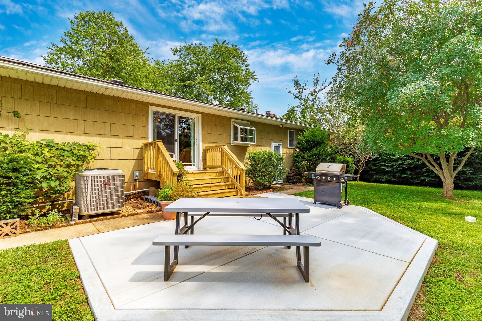 5400 Ridge Road Mount Airy, MD 21771 - Photo 29 of 35 New Rear Patio and Deck
