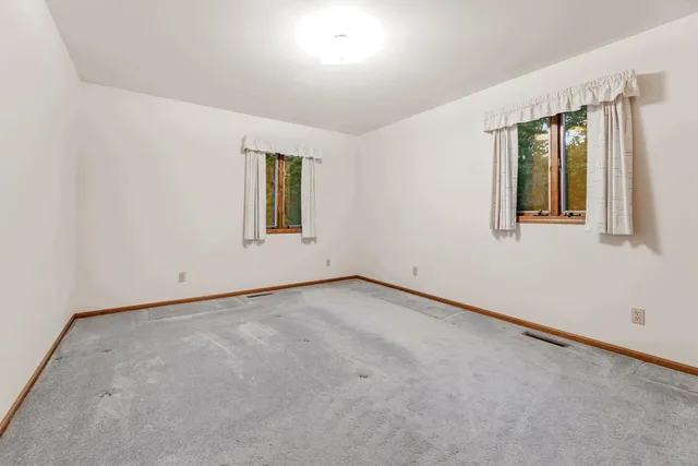 $499,000 | W8325 Larson Lane, New Lisbon, WI 53950