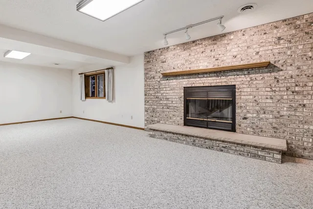 $499,000 | W8325 Larson Lane, New Lisbon, WI 53950