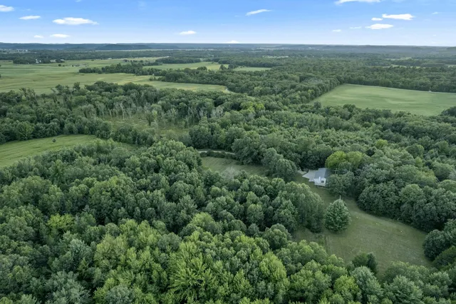 $499,000 | W8325 Larson Lane, New Lisbon, WI 53950