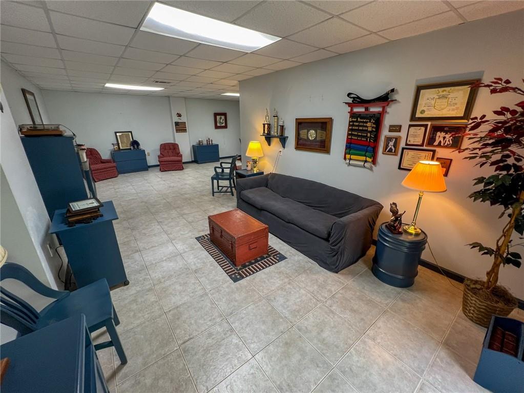 102 Belmont Road Butler, PA 16001 - Photo 42 of 47 Gallery Image 42