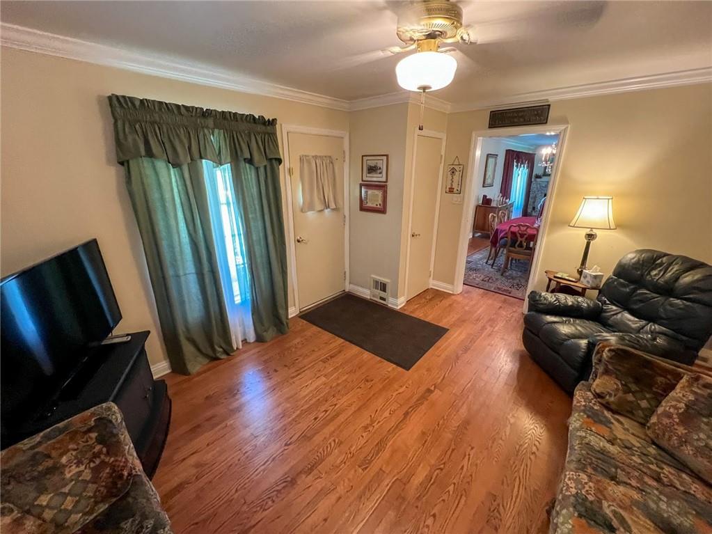 102 Belmont Road Butler, PA 16001 - Photo 9 of 47 Gallery Image 9