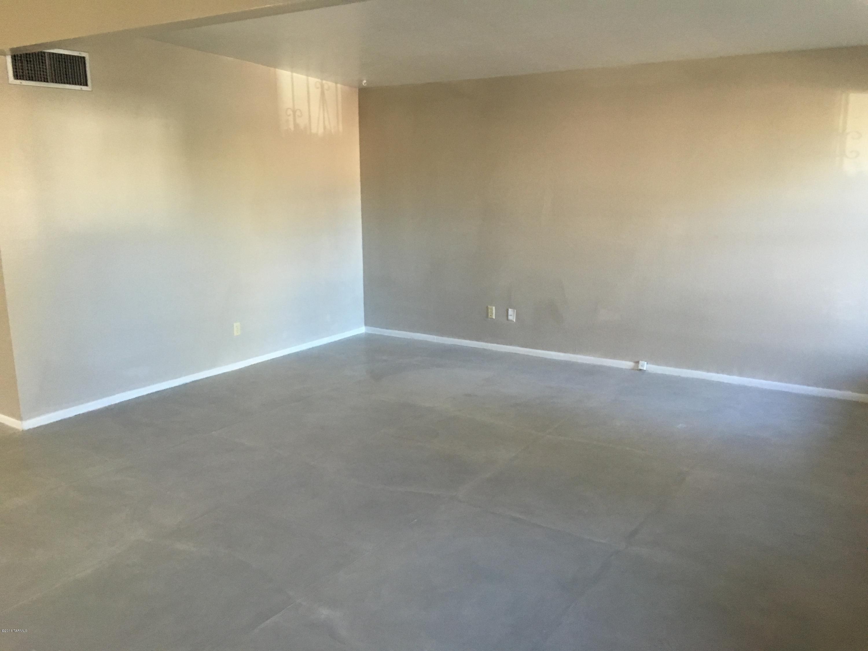 2252 West Rainbow Ridge Road Tucson, AZ 85745 - Photo 4 of 14