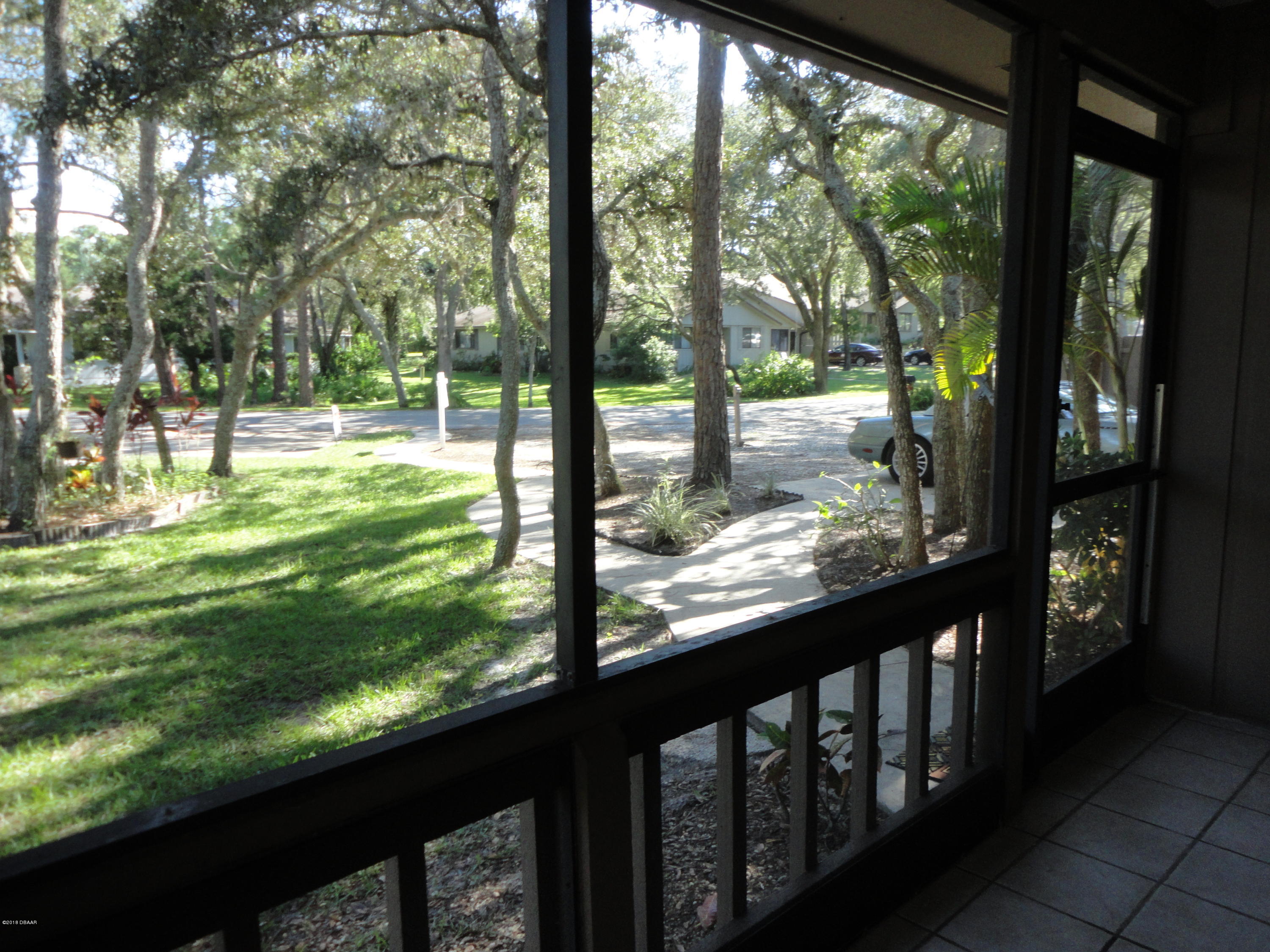 32 Crooked Pine Road Port Orange, FL 32128 - Photo 2 of 10 PORCH