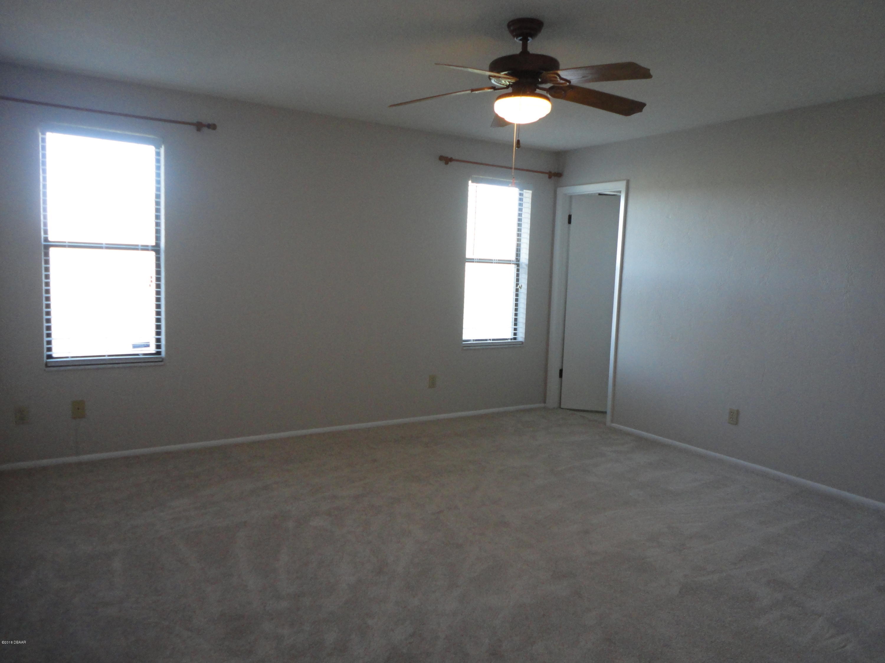 32 Crooked Pine Road Port Orange, FL 32128 - Photo 9 of 10 MASTER