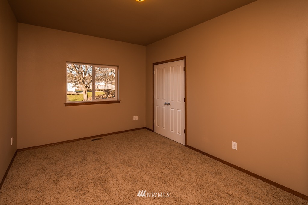 1379 West Smith Road Ferndale, WA 98248 - Photo 14 of 15