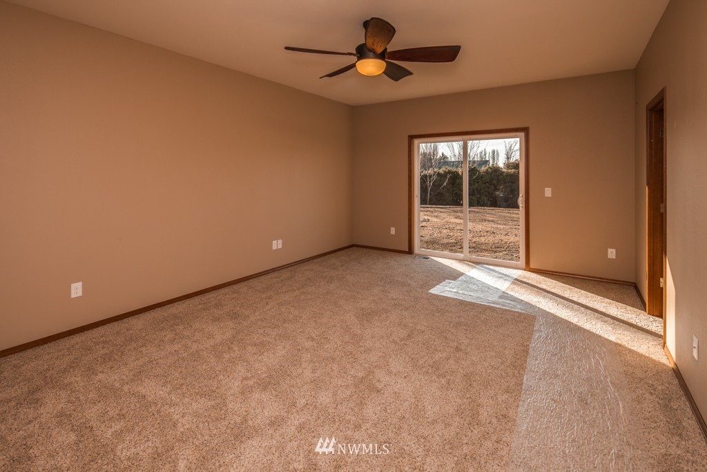 1379 West Smith Road Ferndale, WA 98248 - Photo 9 of 15