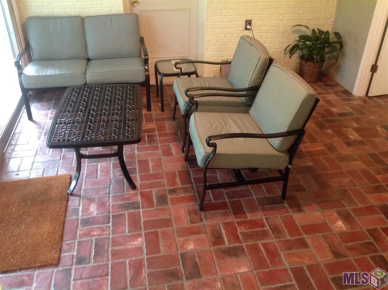 9660 Mollylea Drive Baton Rouge, LA 70815 - Photo 8 of 32 Gallery Image 8