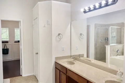 $392,000 | 26037 Kings Mill Crest Drive, Kingwood, TX 77339