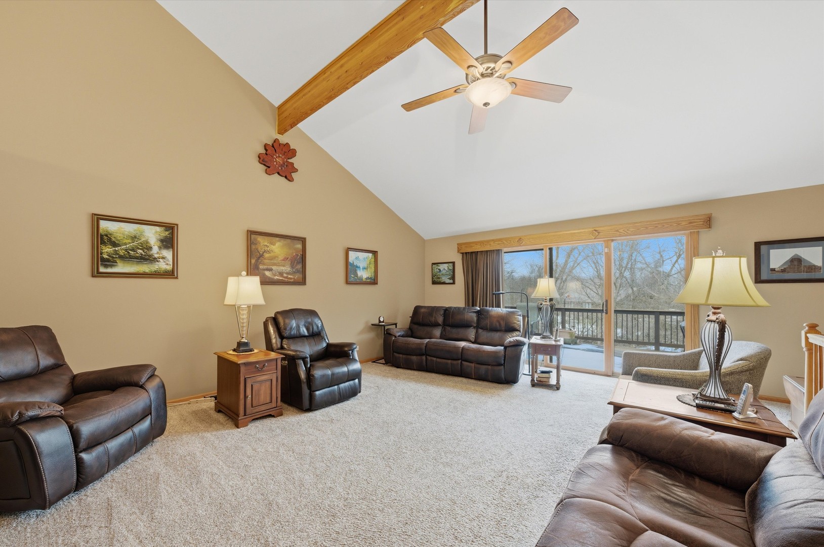 3688 Warwick Drive Crete, IL 60417 - Photo 7 of 27 a living room with furniture