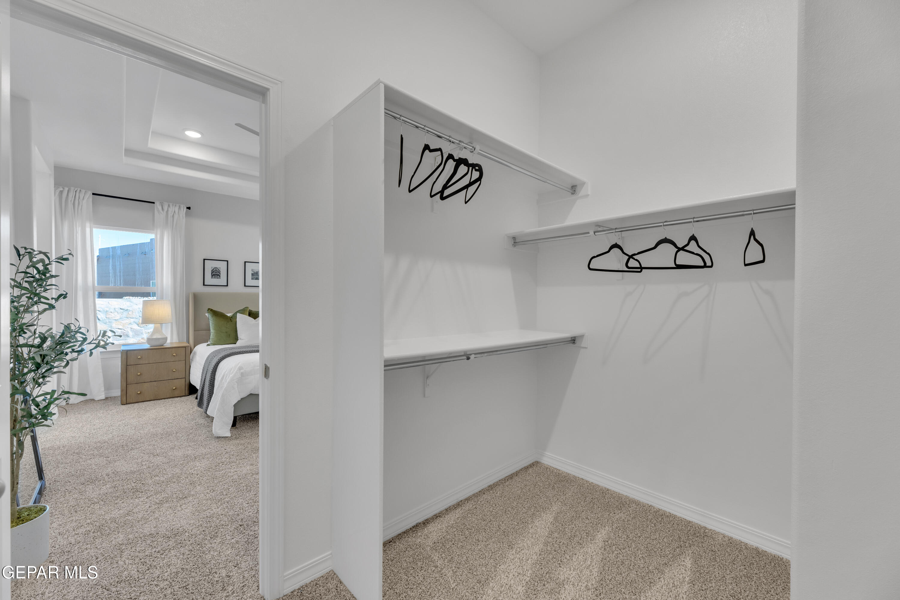 6040 Summer Ridge Sunland Park, NM 88008 - Photo 21 of 31 a view of hallway with livingroom