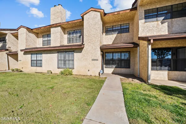 $355,000 | 42805 15th Street West, Lancaster, CA 93534