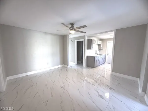$1,600 | 3350 Apache Street, Fort Myers, FL 33916