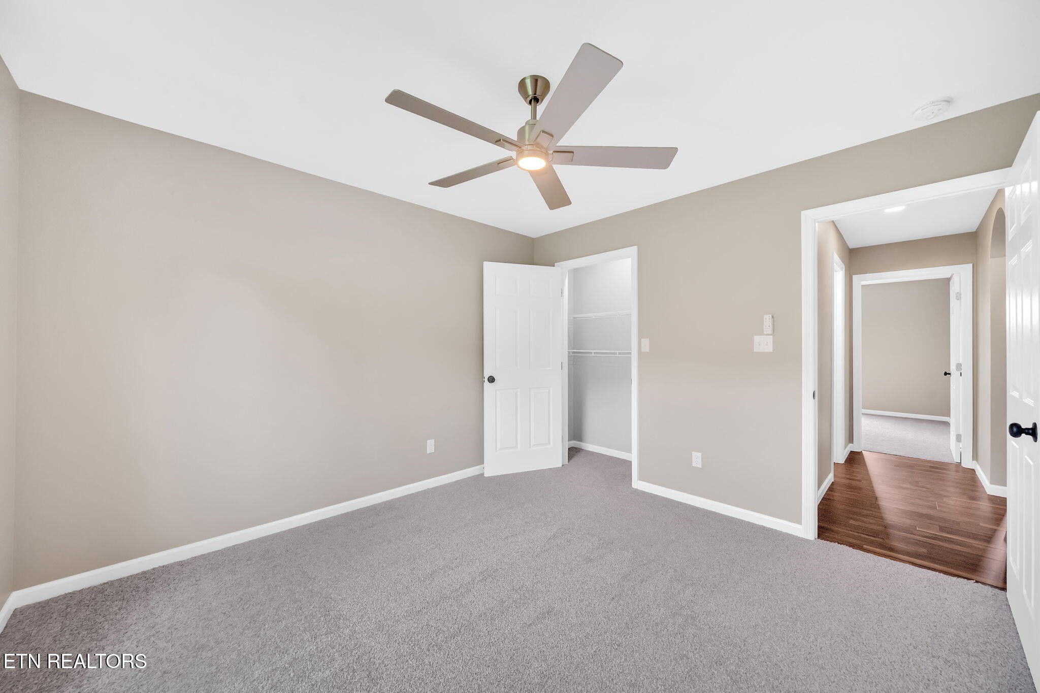141 Middle Glen Road Maynardville, TN 37807 - Photo 25 of 41 a view of an empty room