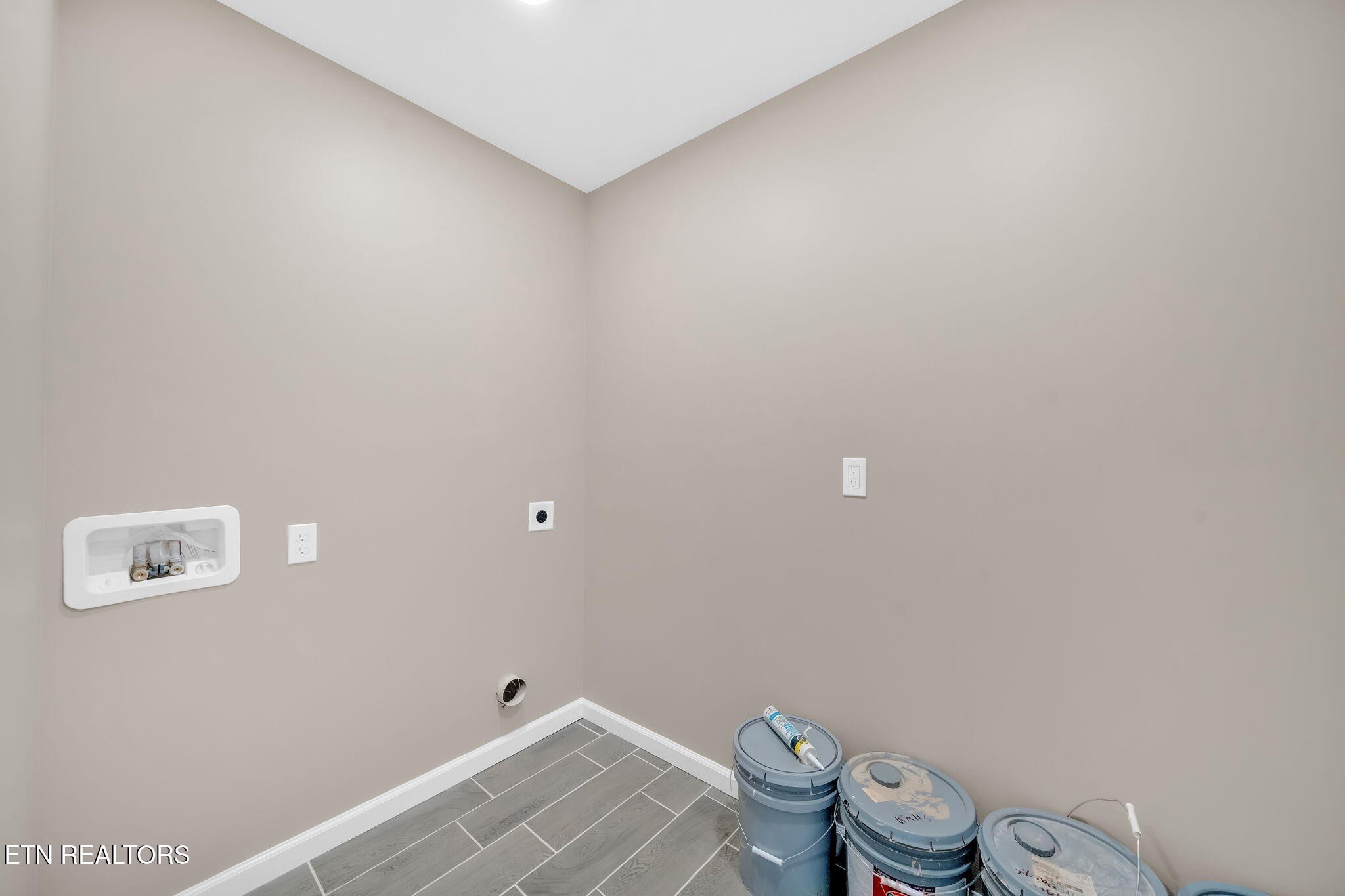 141 Middle Glen Road Maynardville, TN 37807 - Photo 32 of 41 a view of bathroom
