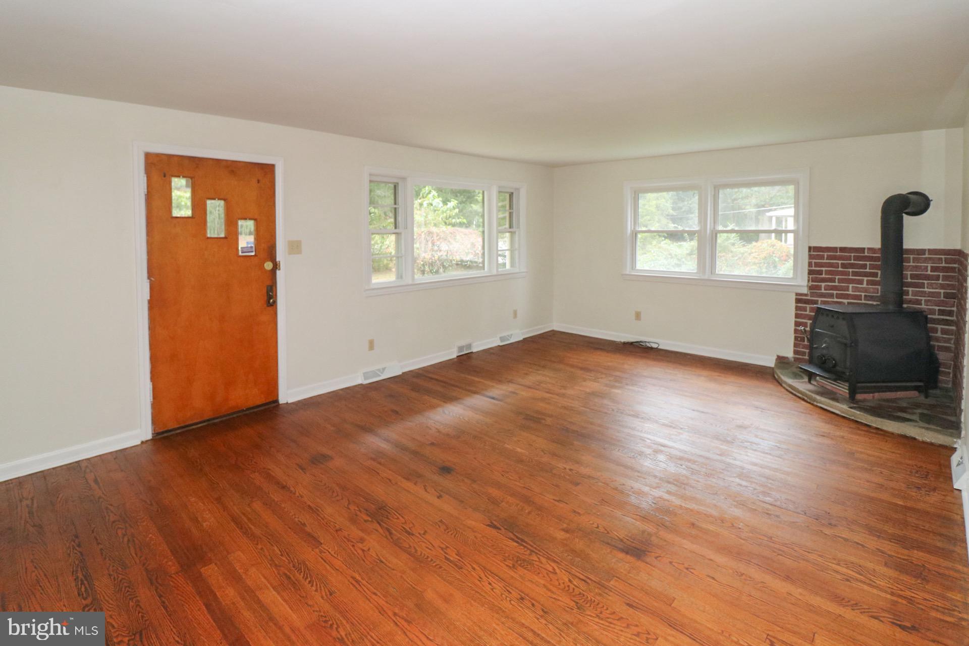 4414 Church Road Mount Laurel, NJ 08054 - Photo 2 of 29