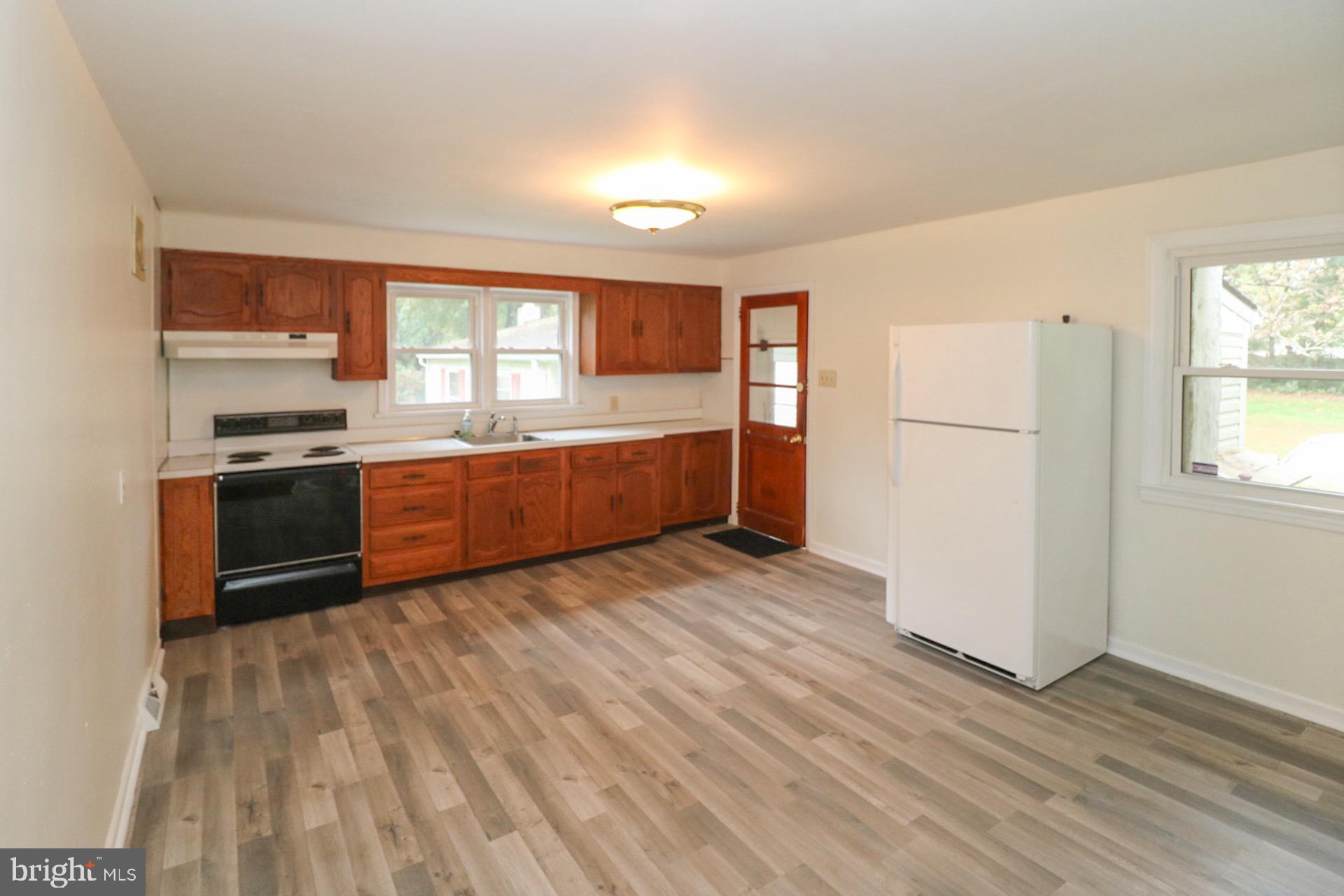 4414 Church Road Mount Laurel, NJ 08054 - Photo 7 of 29