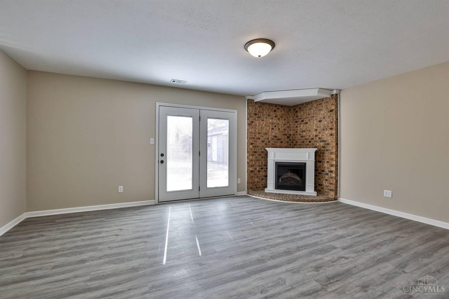 4730 Manchester Road Middletown, OH 45042 - Photo 10 of 39 Gallery Image 10