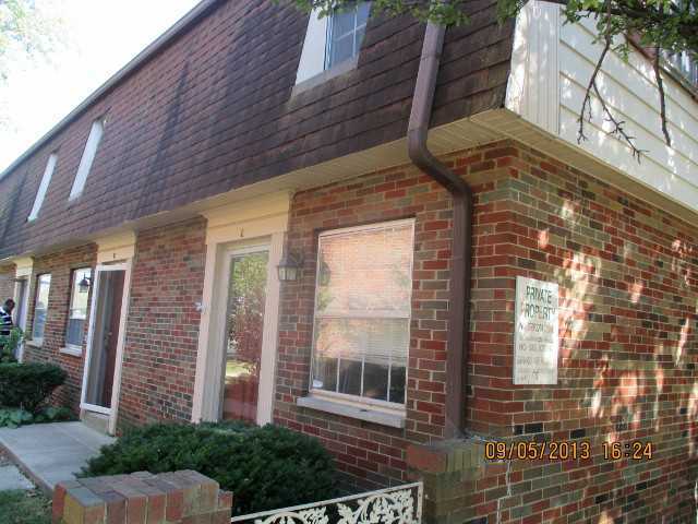 5708 Beechcroft Road, Unit L Columbus, OH 43229 - Photo 1 of 10 Gallery Image 1