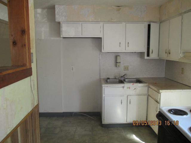 5708 Beechcroft Road, Unit L Columbus, OH 43229 - Photo 8 of 10 Gallery Image 8