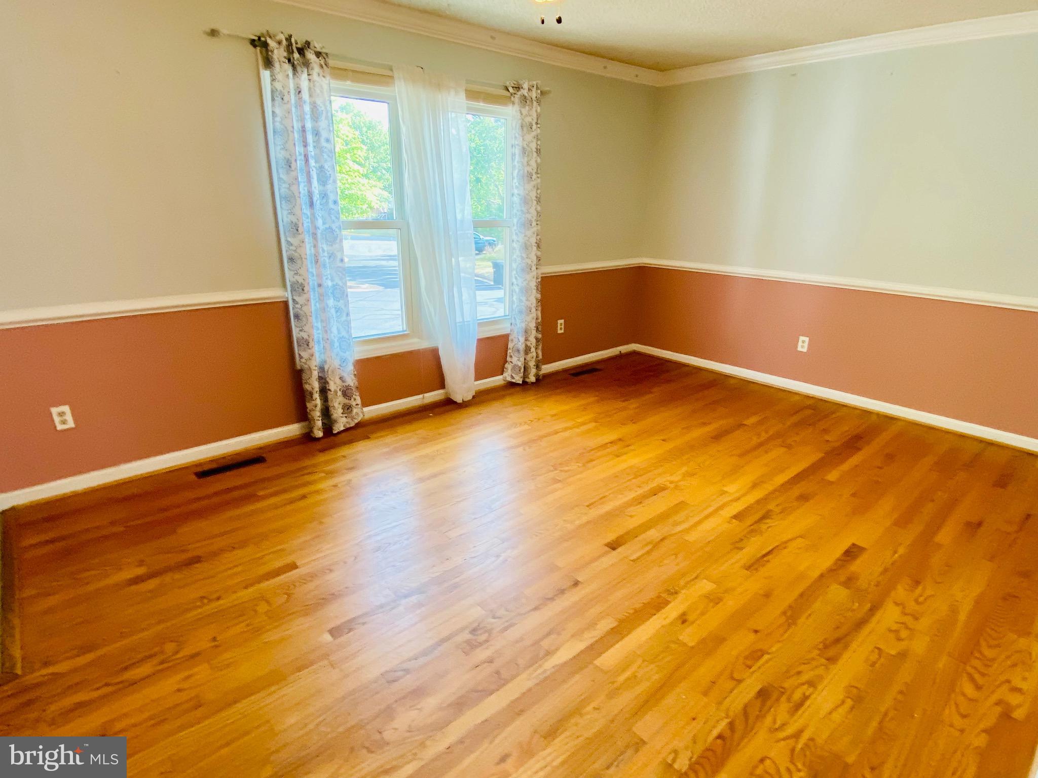 152 Oakview Drive Southeast Leesburg, VA 20175 - Photo 16 of 33