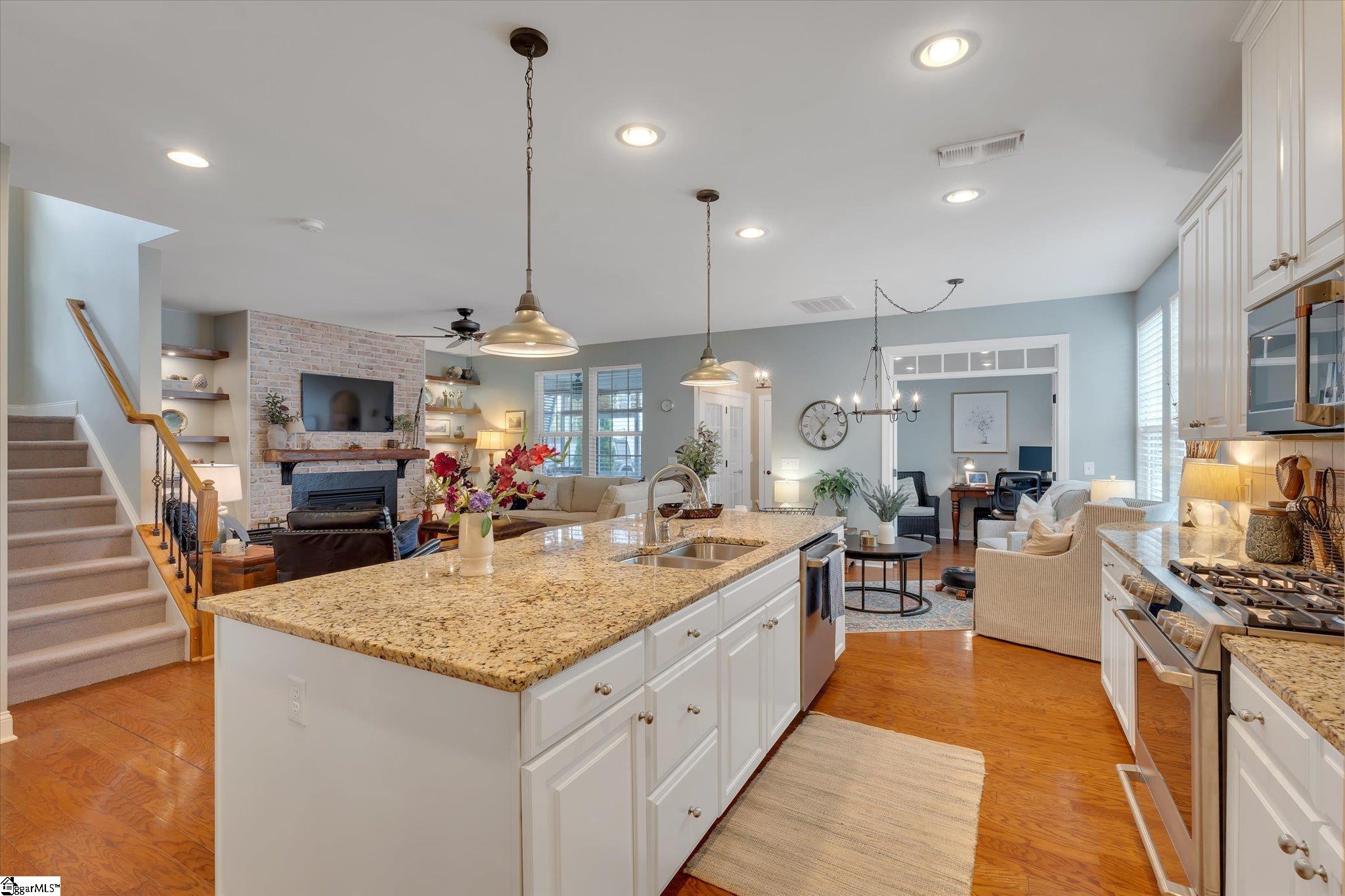 7 Wagram Way Greenville, SC 29607 - Photo 10 of 36 Gallery Image 10