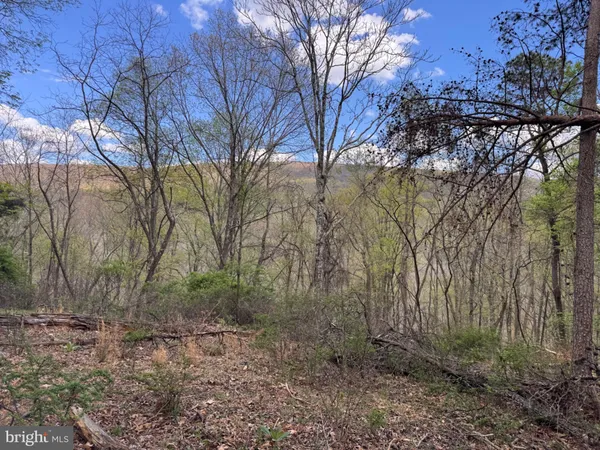 $79,900 | 5 Cove Creek, Baker, WV 26801