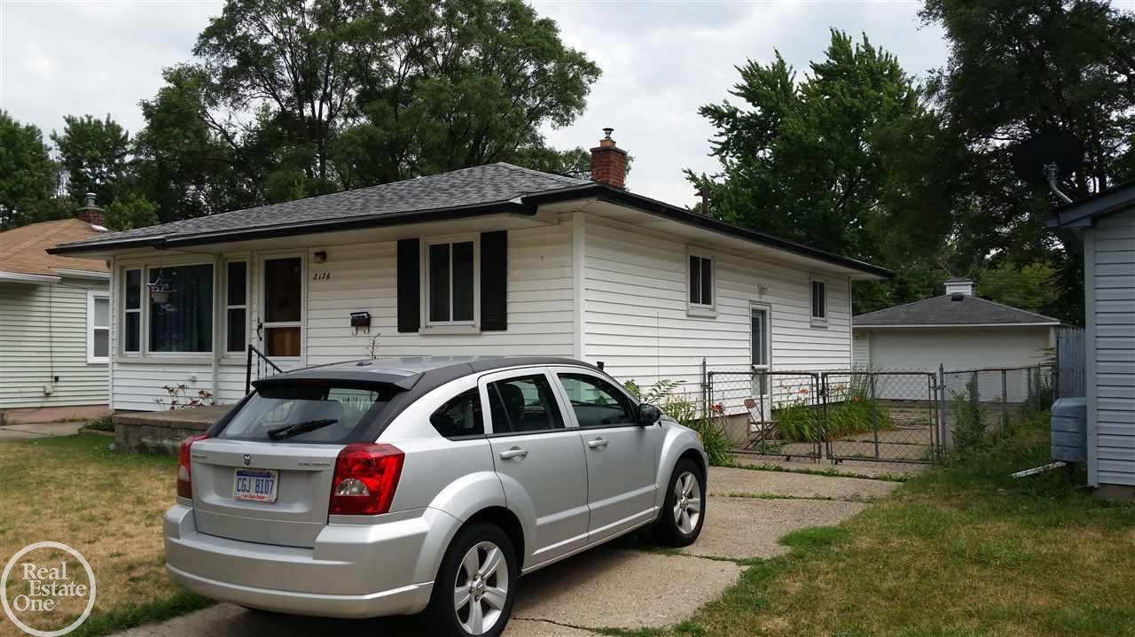 2176 Rome Avenue Warren, MI 48091 - Photo 2 of 20