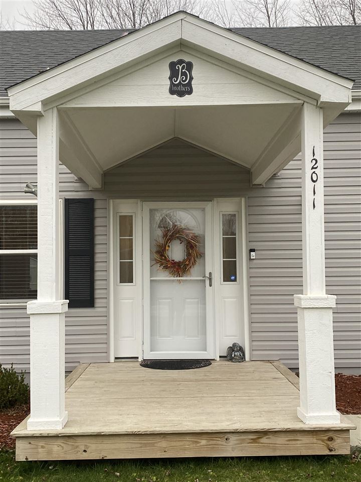 12011 Hogan Road Gaines, MI 48436 - Photo 10 of 26