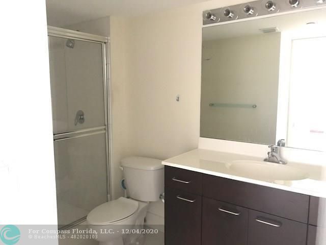 $418,000 | 21055 Yacht Club Drive, Unit 3007, Aventura, FL 33180