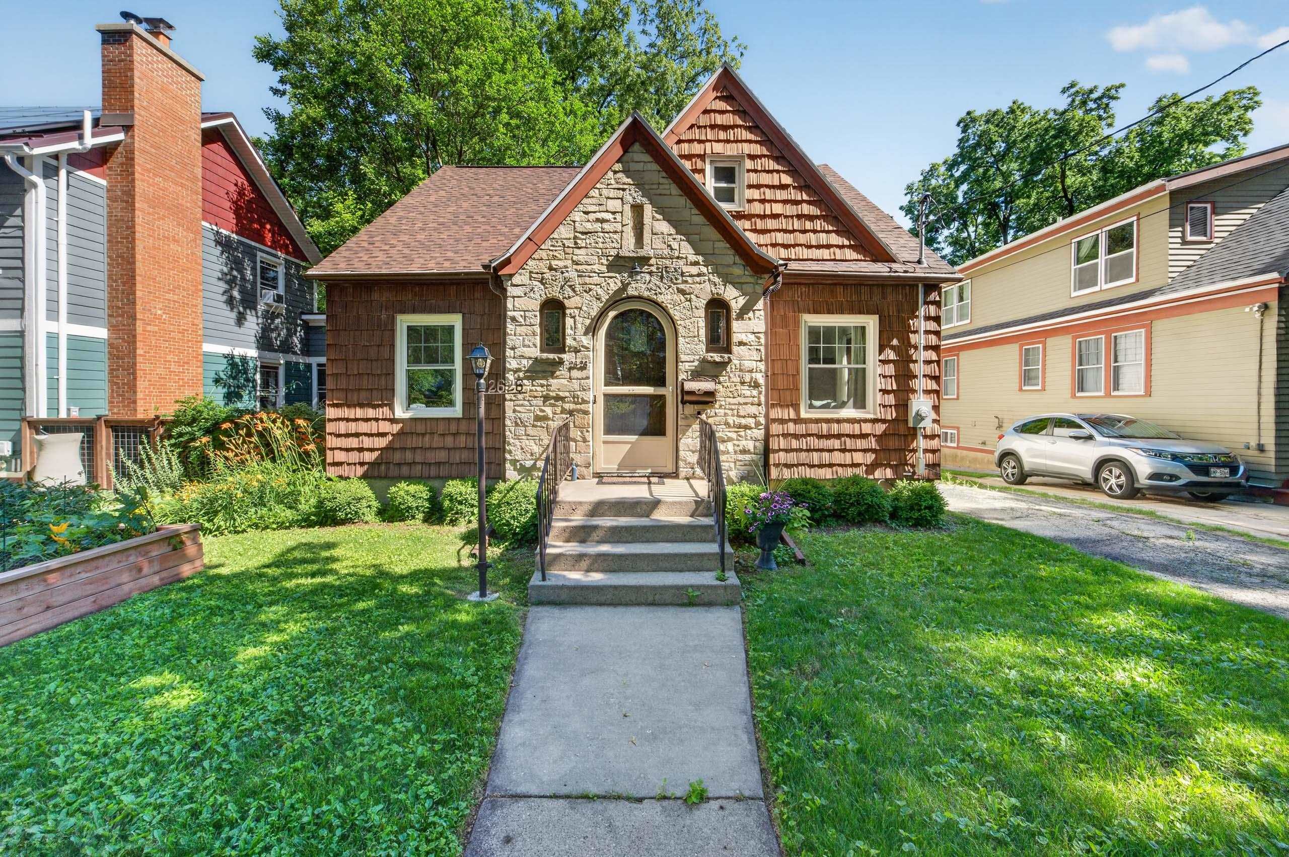 2626 Chamberlain Avenue Madison, WI 53705 - Photo 1 of 36