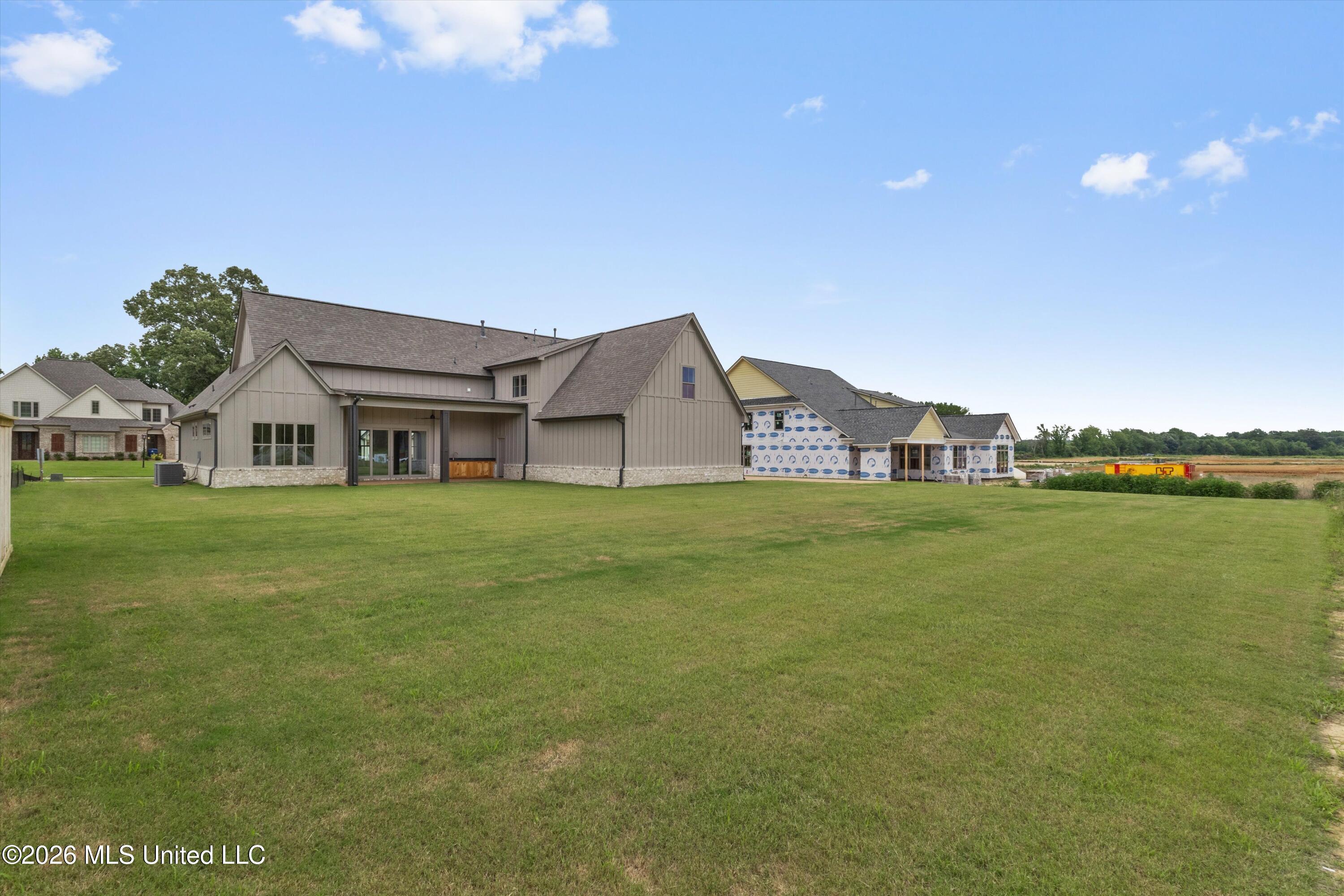 5381 Grayson Way Hernando, MS 38632 - Photo 39 of 43 Backyard b