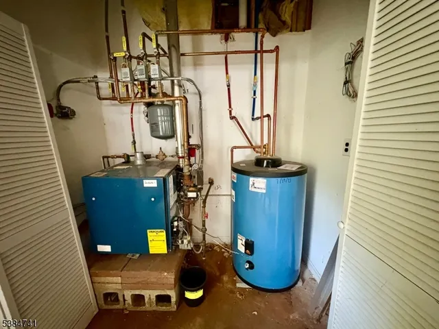 $269,000 | 5327 Berkshire Valley Road, Unit 5, Oak Ridge, NJ 07438