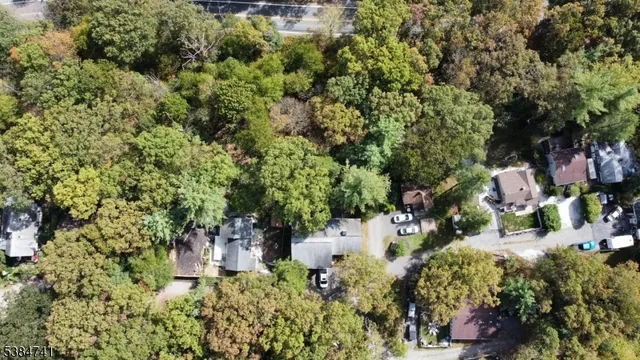 $269,000 | 5327 Berkshire Valley Road, Unit 5, Oak Ridge, NJ 07438