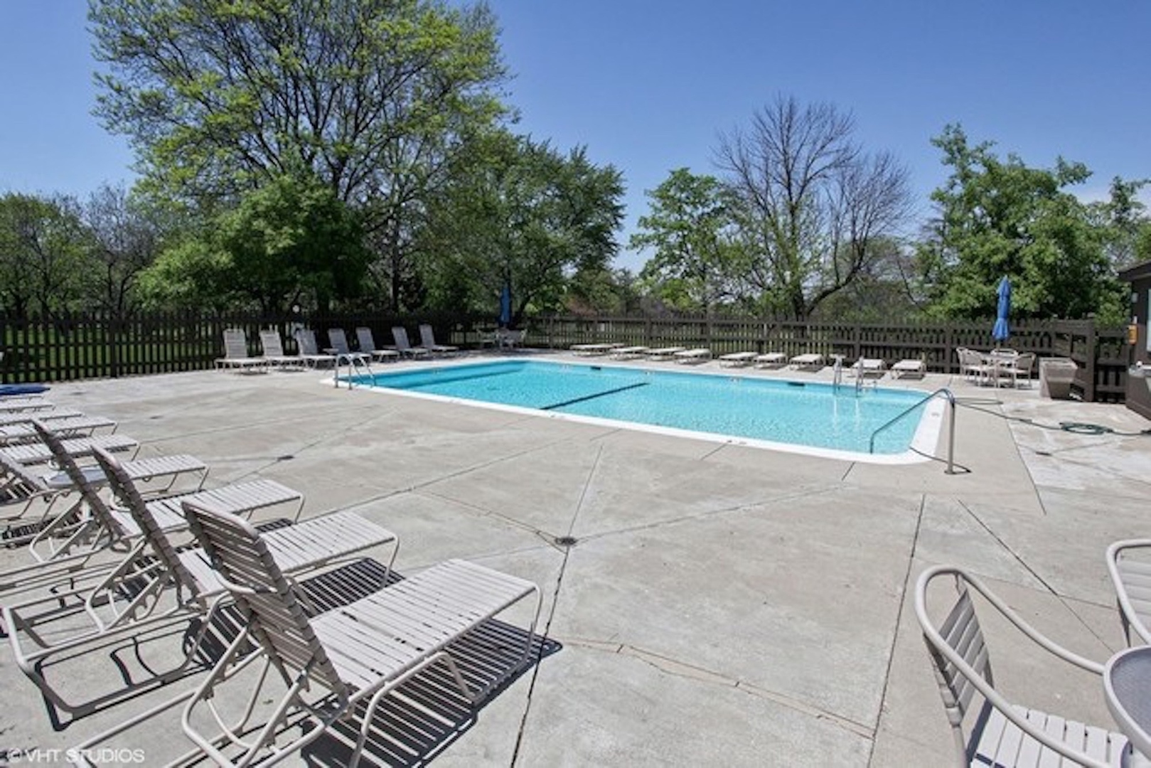 3801 Mission Hills Road, Unit 210 Northbrook, IL 60062 - Photo 25 of 26 Gallery Image 25