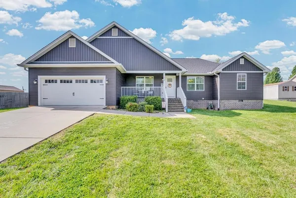 $355,000 | 610 North McBroom Chapel Road, Cookeville, TN 38501