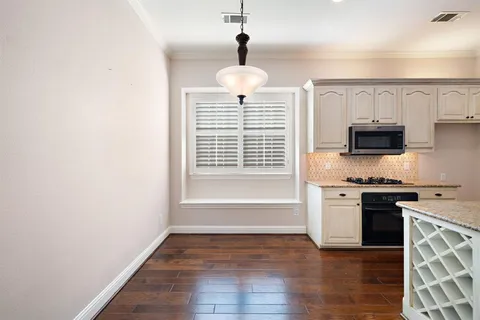 $459,950 | 8616 Stone Hollow Drive, McKinney, TX 75072