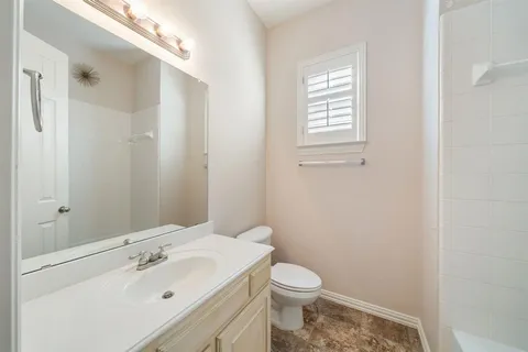 $459,950 | 8616 Stone Hollow Drive, McKinney, TX 75072