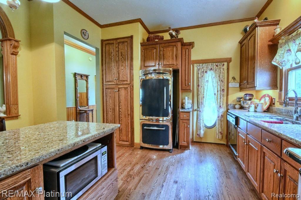 3123 East Highland Road Howell, MI 48855 - Photo 12 of 35 Kitchen 2nd View.jpg