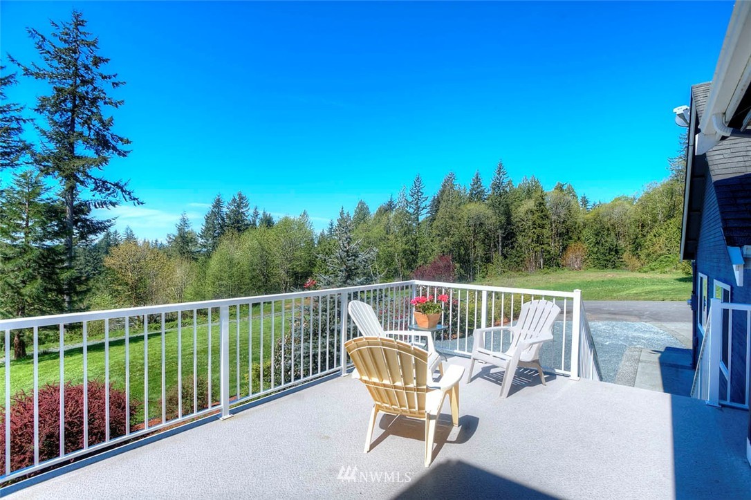 621 Newberg Road Snohomish, WA 98290 - Photo 10 of 25