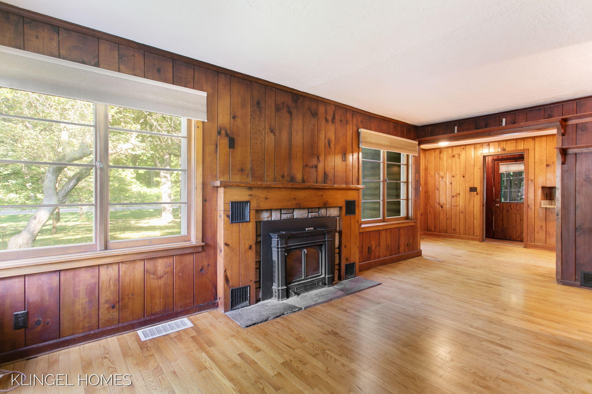 18200 North Fruitport Road Spring Lake, MI 49456 - Photo 8 of 29 11-web-or-mls-18200-n-fruitport-rd