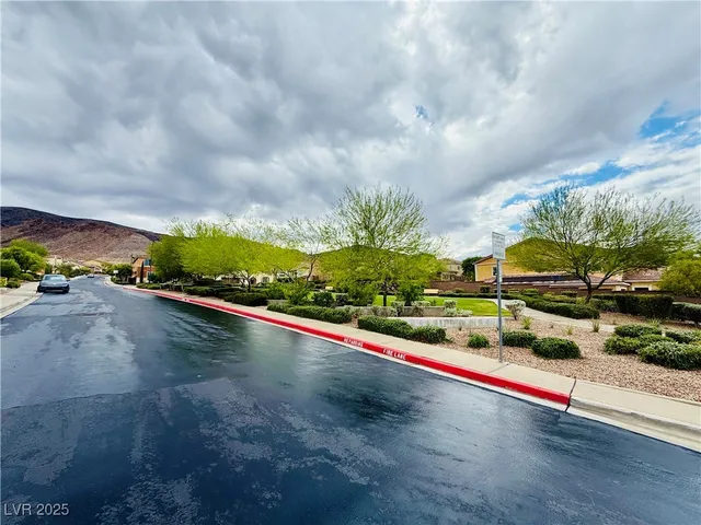 $3,150 | 285 Mandarin Hill Lane, Henderson, NV 89012