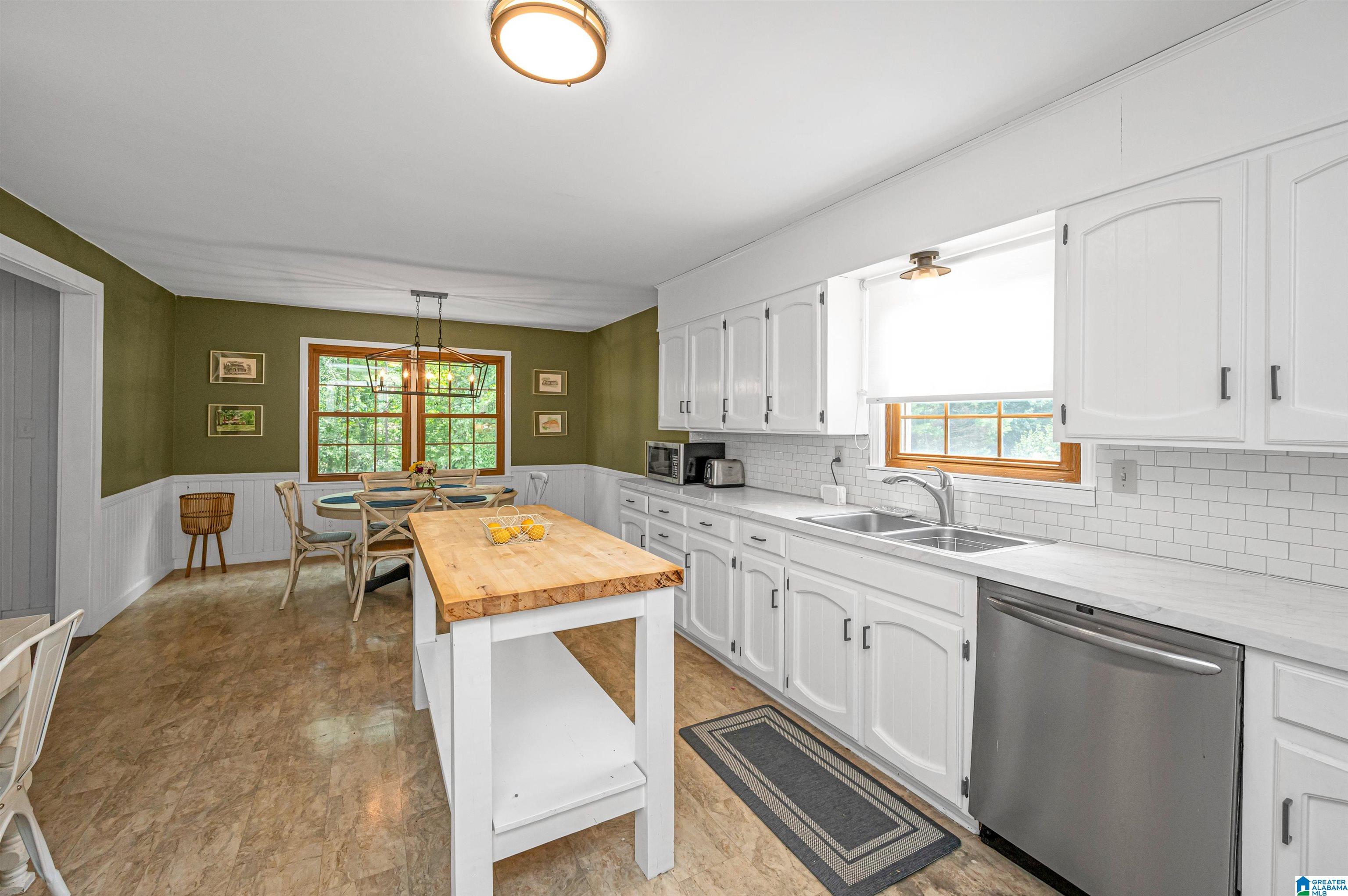 245 Miller Circle Pelham, AL 35124 - Photo 13 of 49