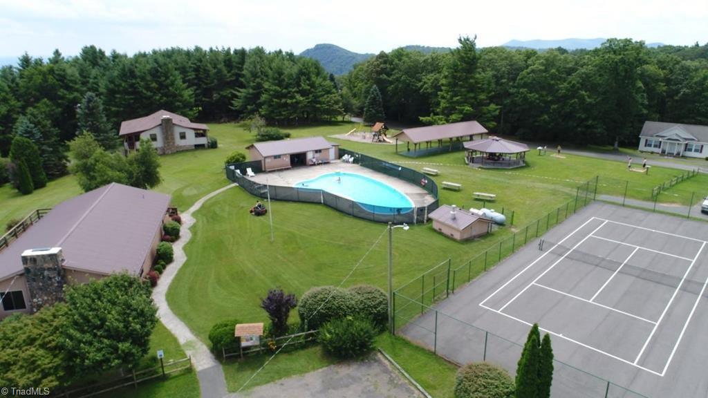 163 Alpine Way Fancy Gap, VA 24328 - Photo 32 of 37